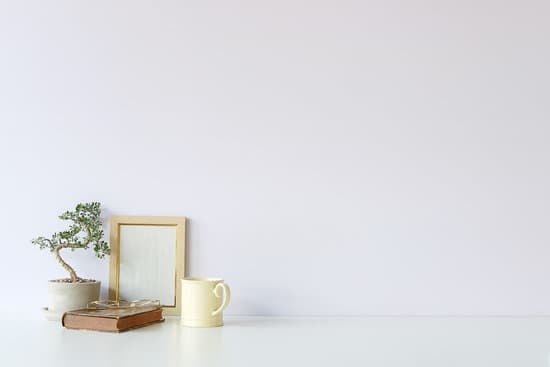 Come Far Fiorire l'Ulivo Bonsai 1 Come far fiorire l'ulivo bonsai: consigli pratici per il successo della tua pianta